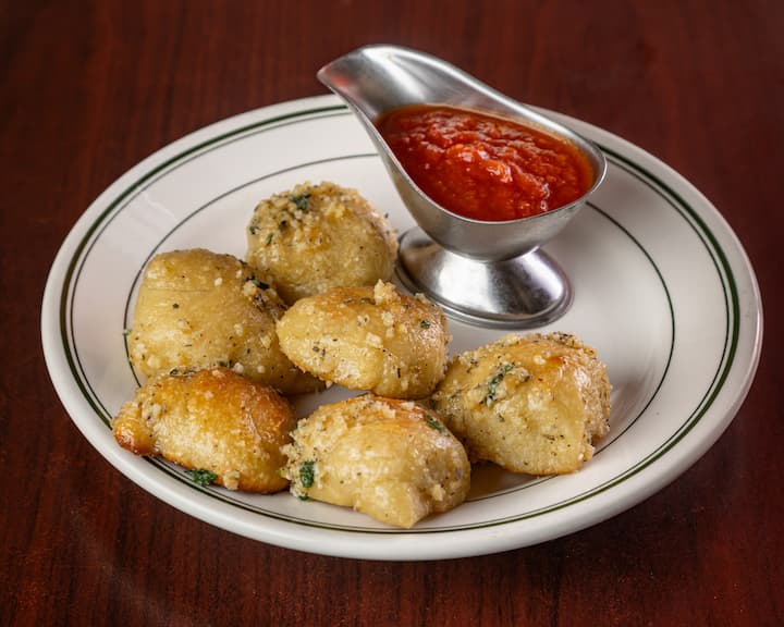 Garlic Knots (6)